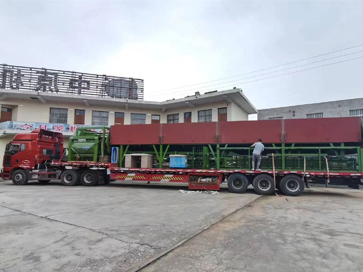 浙江台州市定制HZS120型混凝土搅拌站装车发货