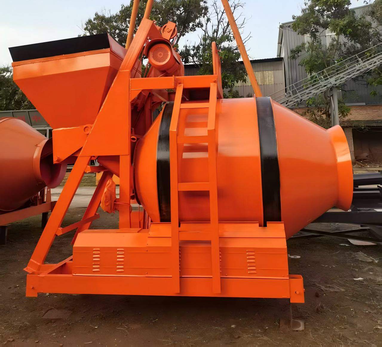 2台JZM500搅拌机发往湖南