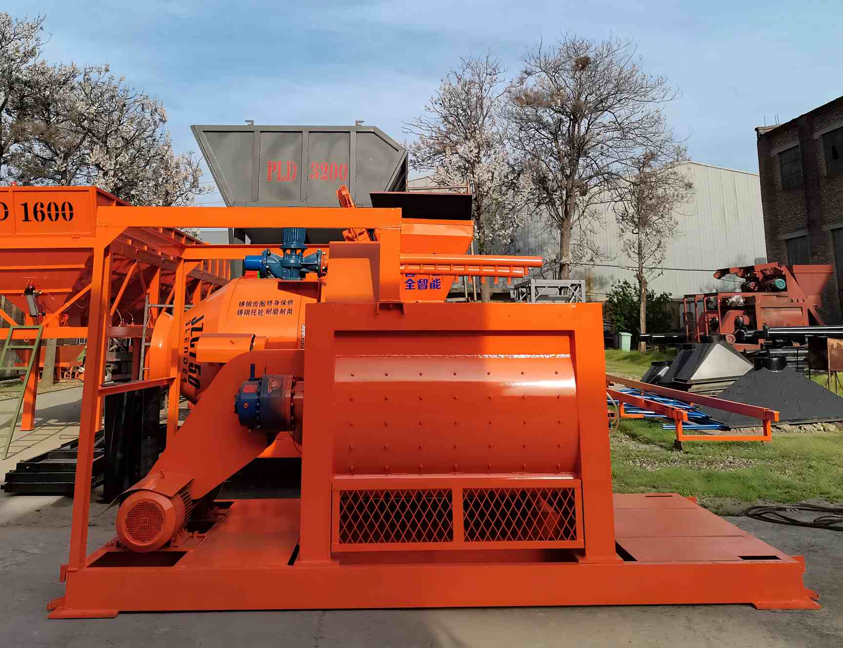 HZS50型混凝土搅拌站发往湖南